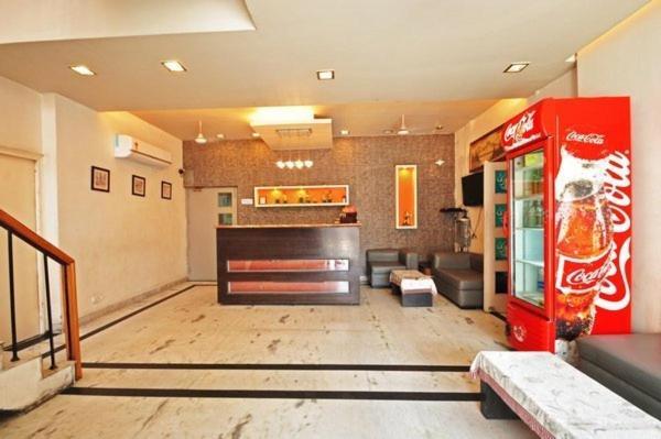 Raj Darbar - 10 Meter From Golden Temple Hotel Амритсар Екстериор снимка